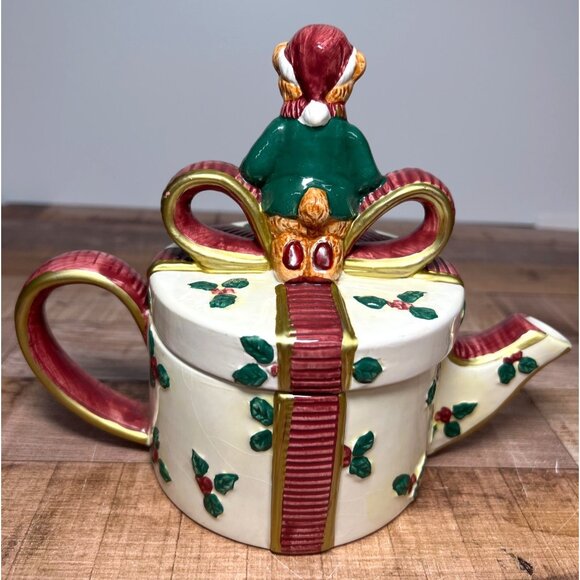 Ceramic Teddy Bear Christmas Teapot With Gift Design - Picture 3 of 6
